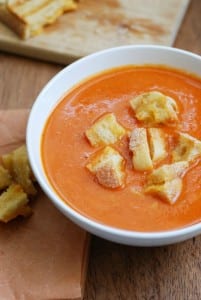 Homemade Tomato Soup with Grilled Cheese Croutons {recipe on simplyhappenstance.com}